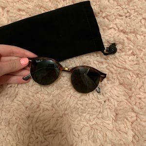 Polarized Ray Ban club round